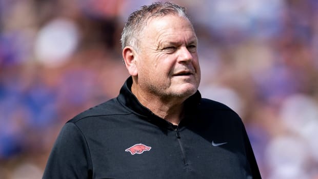 Razorbacks coach Sam Pittman on sidelines against Florida